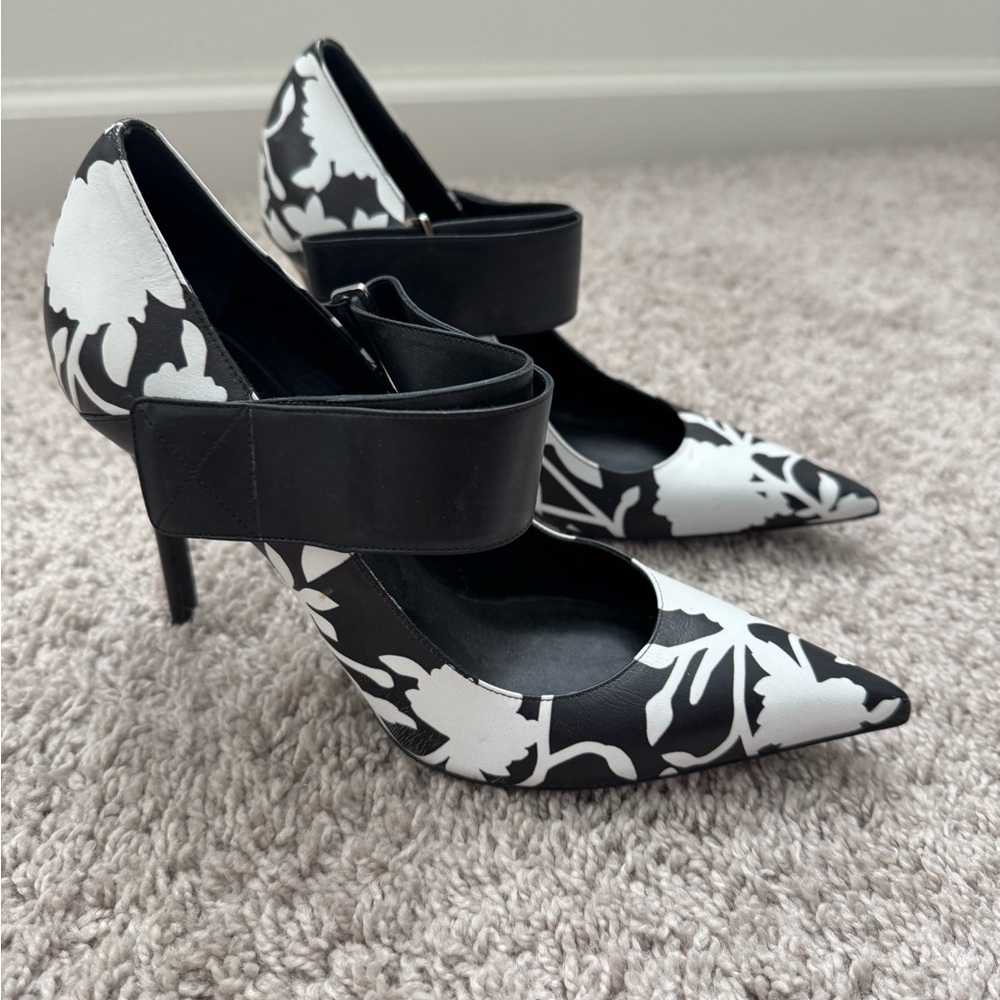 Michael Kors collection black/white heels size 37 1/2 - Picture 3 of 12